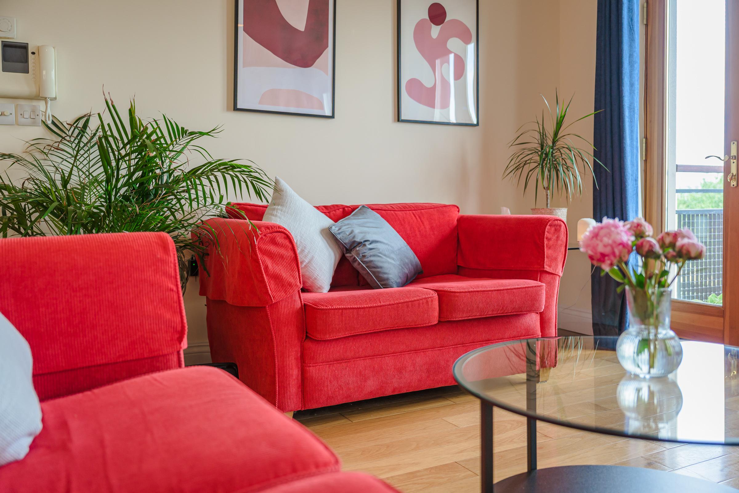 06.18 Apartment 24, Estuary Court, Rochestown Road, Cork Stokes H Pix Web 24