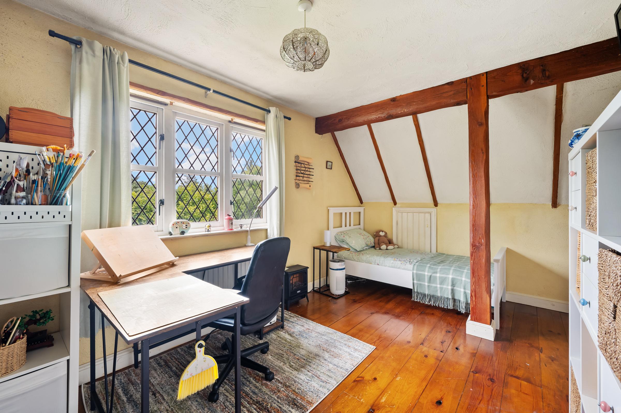 06.24 Bramble Lodge, Brookwood, Frenchfurze, Carrigaline Stokes H Pix Web 20 Copy