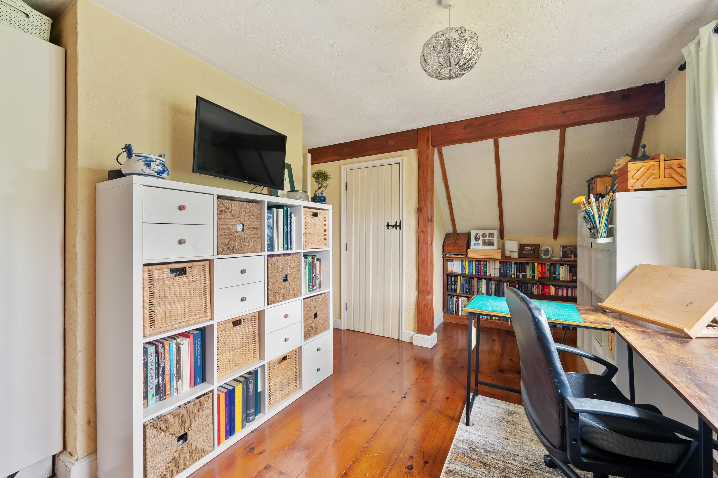 06.24 Bramble Lodge, Brookwood, Frenchfurze, Carrigaline Stokes H Pix Web 21