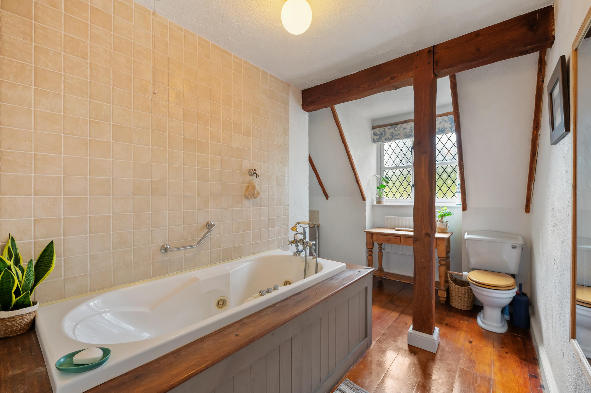 06.24 Bramble Lodge, Brookwood, Frenchfurze, Carrigaline Stokes H Pix Web 31