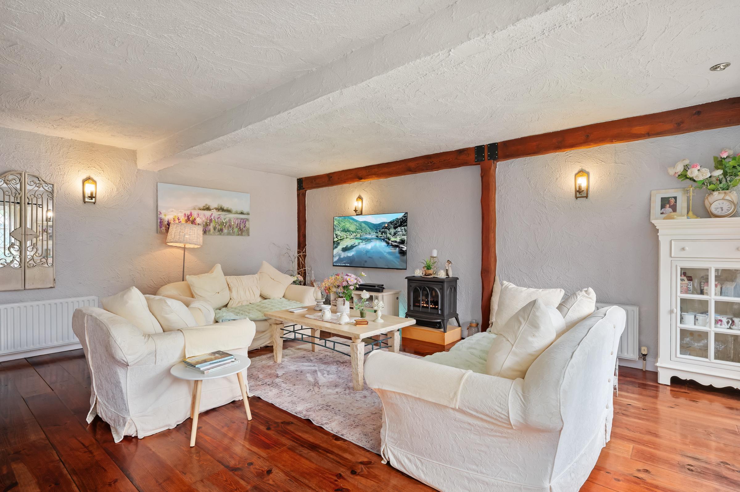 06.24 Bramble Lodge, Brookwood, Frenchfurze, Carrigaline Stokes H Pix Web 34