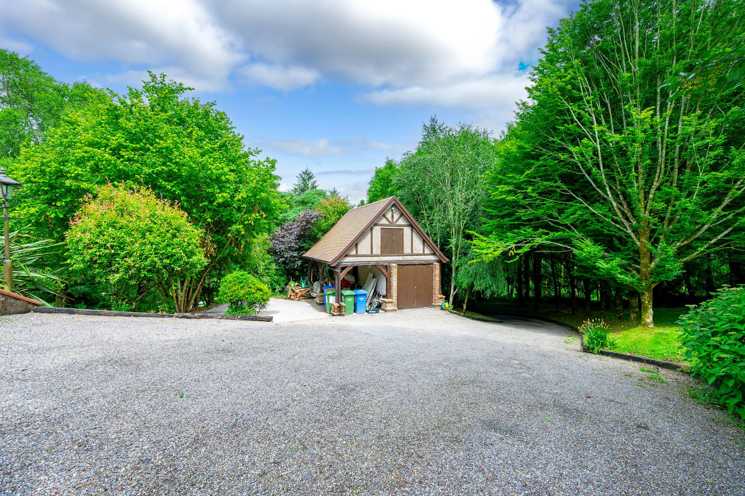 06.24 Bramble Lodge, Brookwood, Frenchfurze, Carrigaline Stokes H Pix Web 59