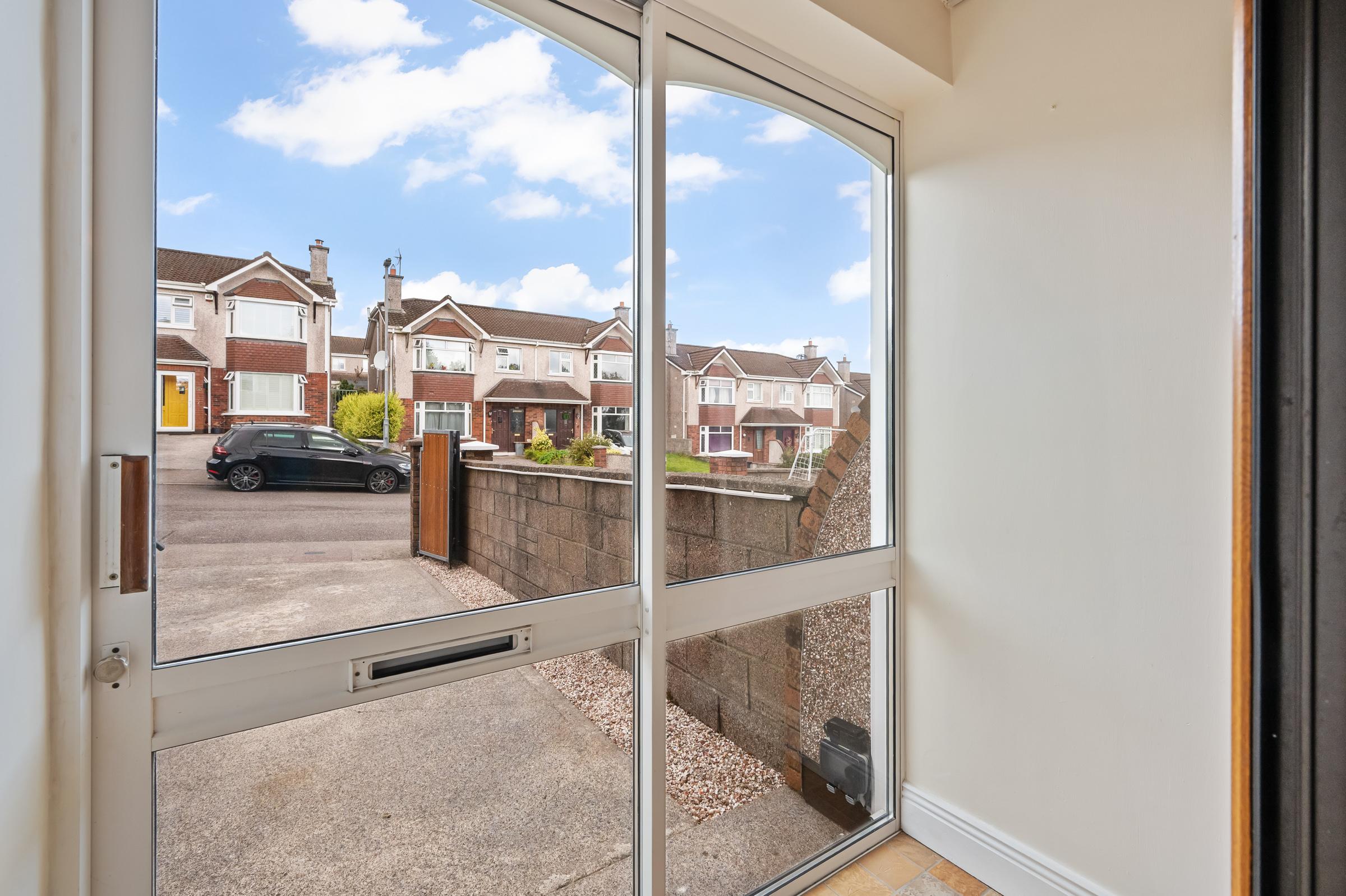 08.29 21 Bellevue Heights, Frankfield, Cork City, Co. Cork Stokes H Pix Web 02