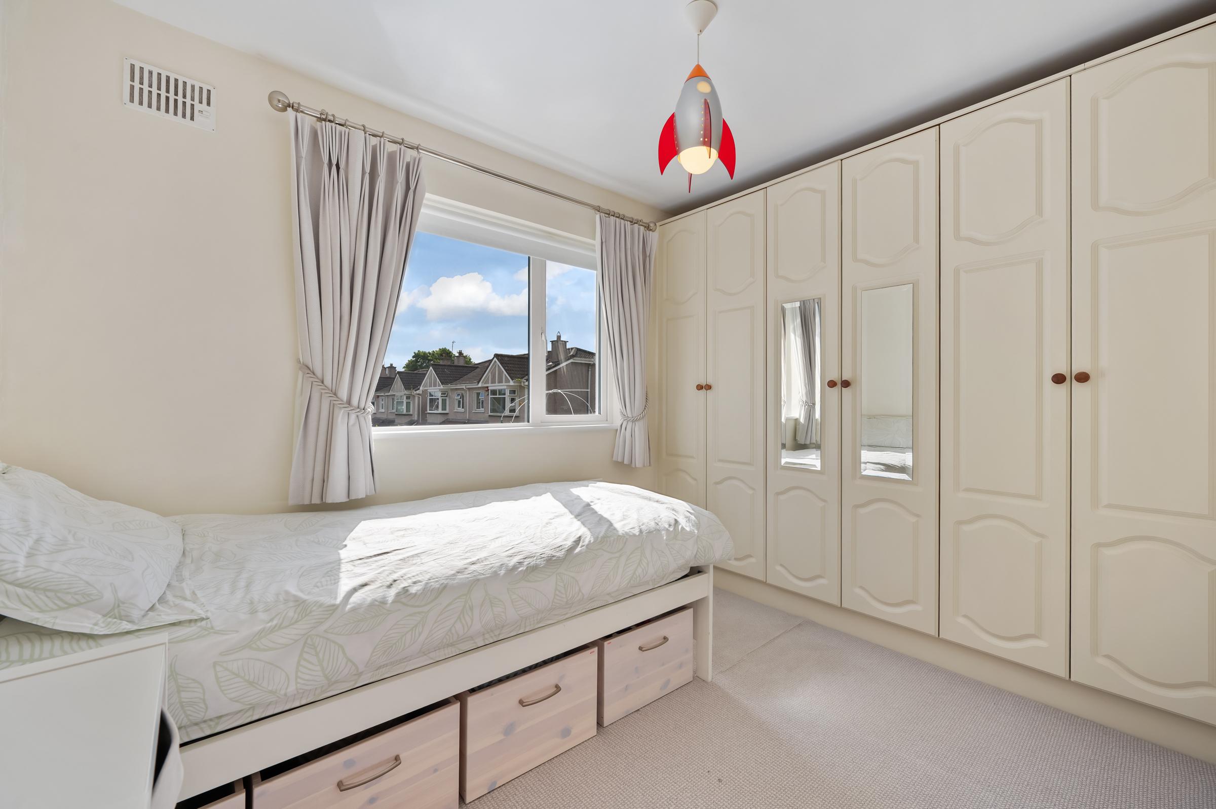 08.29 21 Bellevue Heights, Frankfield, Cork City, Co. Cork Stokes H Pix Web 18