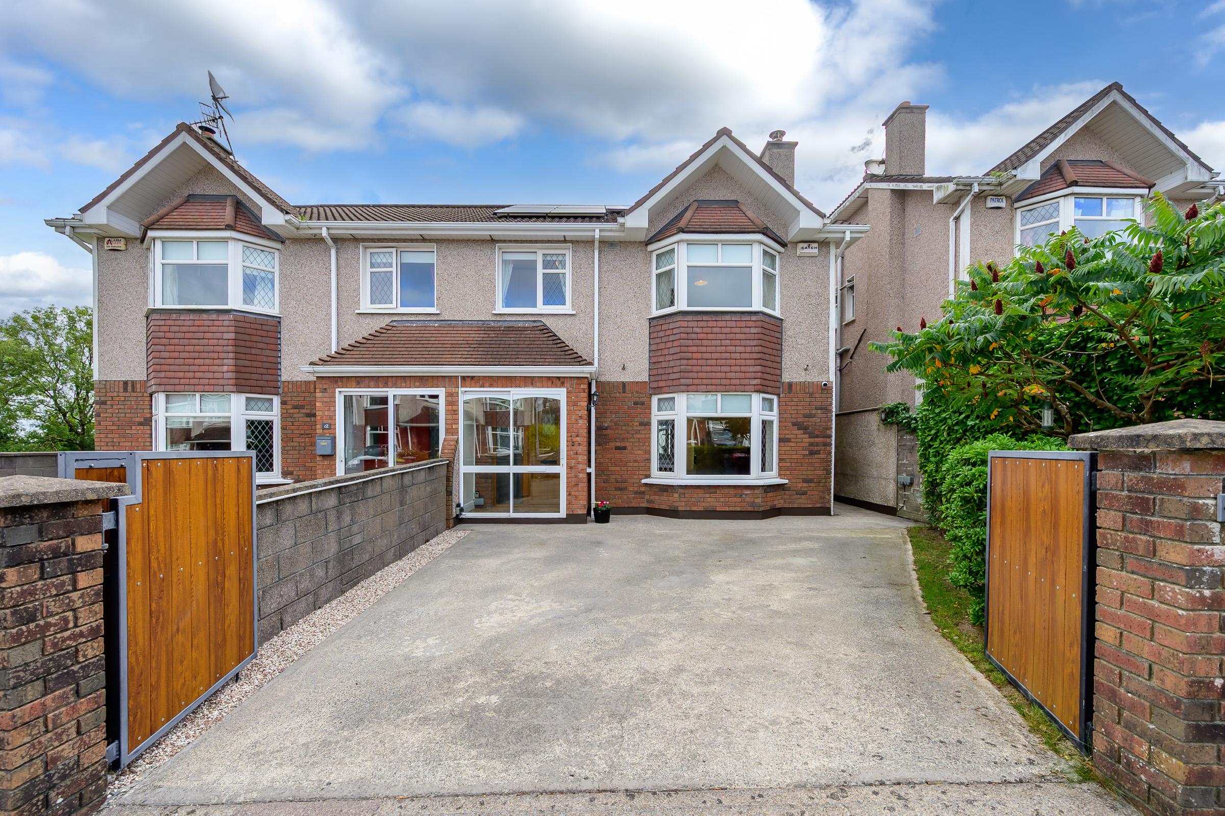 08.29 21 Bellevue Heights, Frankfield, Cork City, Co. Cork Stokes H Pix Web 31