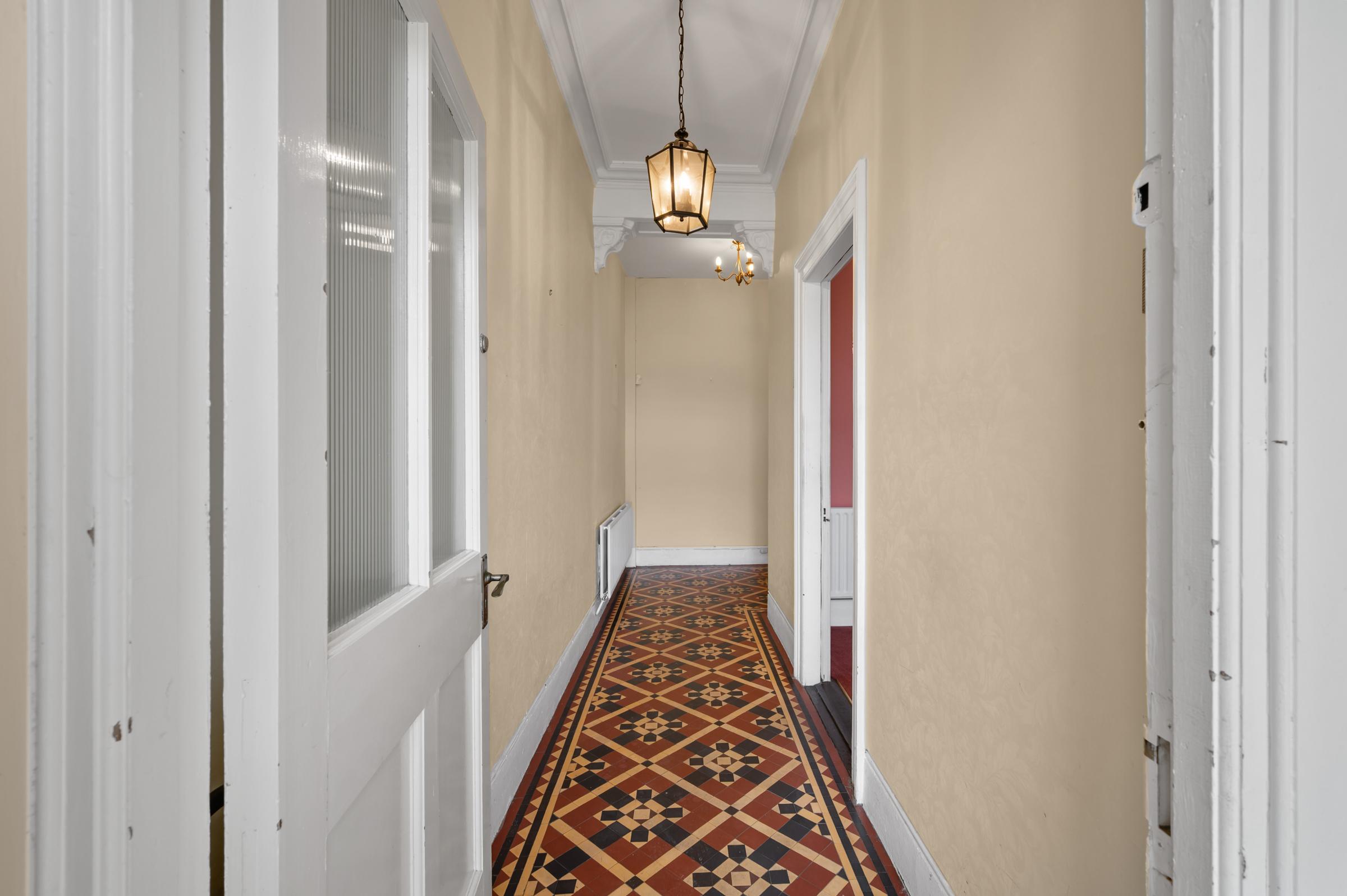 09.01 The Presbytery, Upper Road, Crosshaven, Cork City, Co. Cork Stokes H Pix Web 06