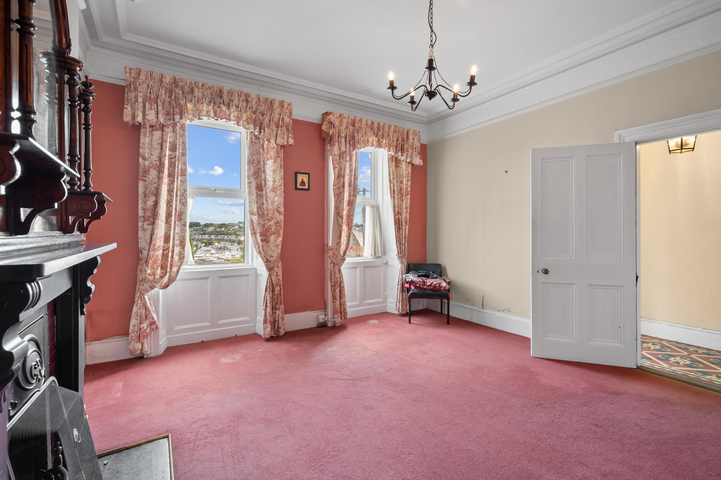 09.01 The Presbytery, Upper Road, Crosshaven, Cork City, Co. Cork Stokes H Pix Web 25