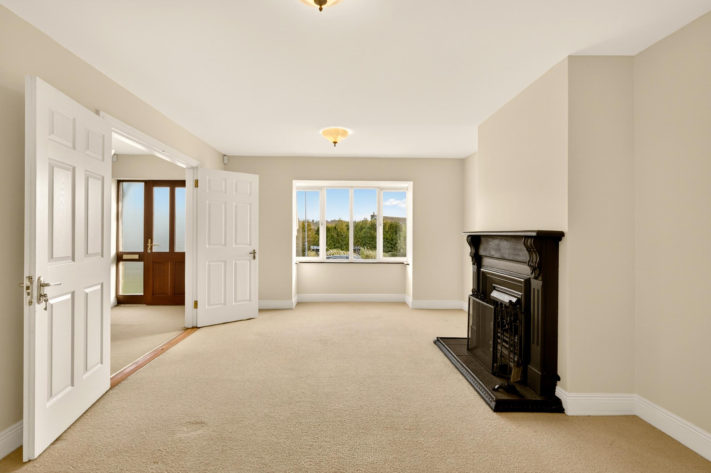 01.09 9 Abbotswood Avenue, Monastery Road, Rochestown, Cork Stokes H Pix Web 04