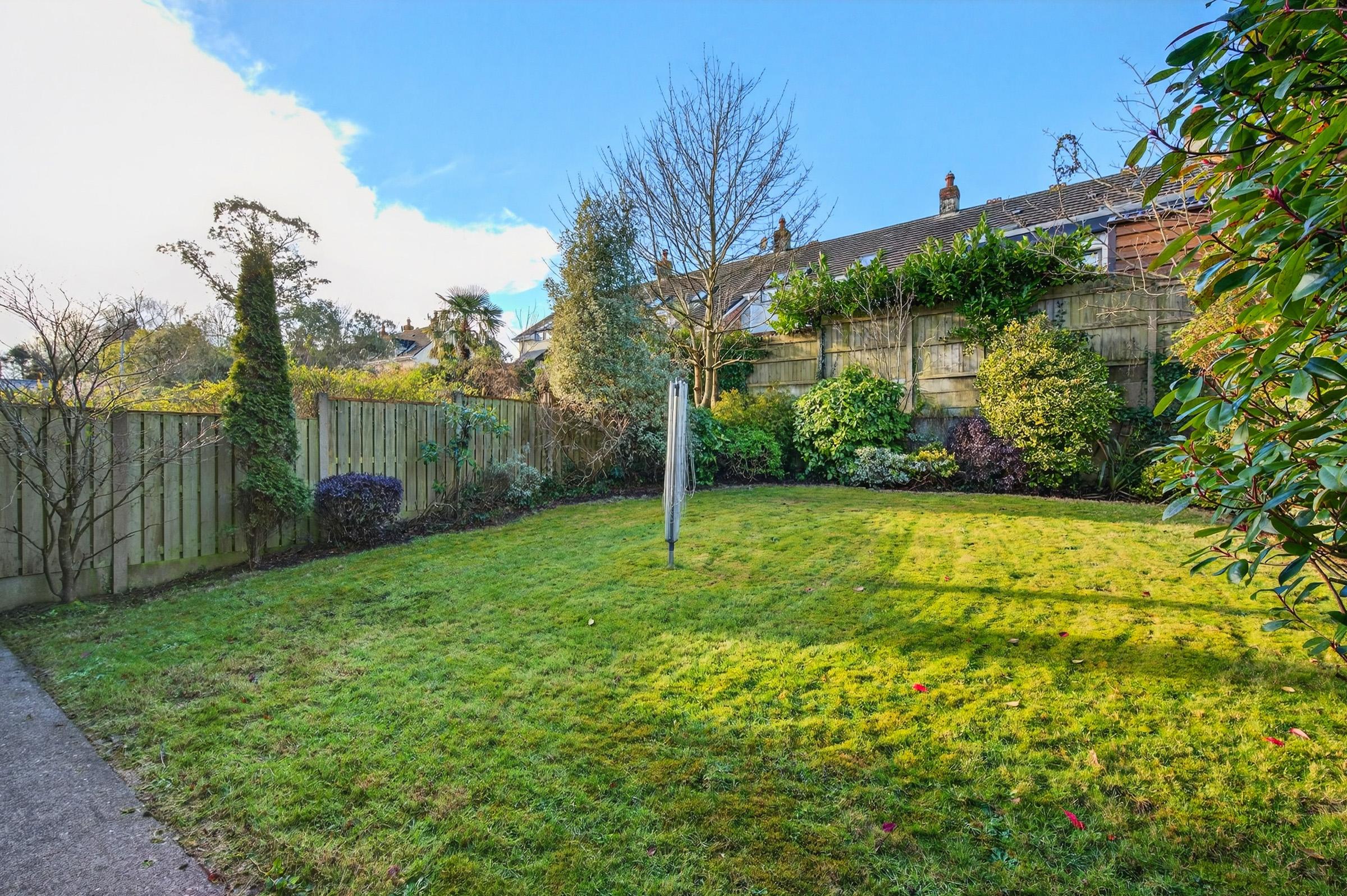 01.09 9 Abbotswood Avenue, Monastery Road, Rochestown, Cork Stokes H Pix Web 30