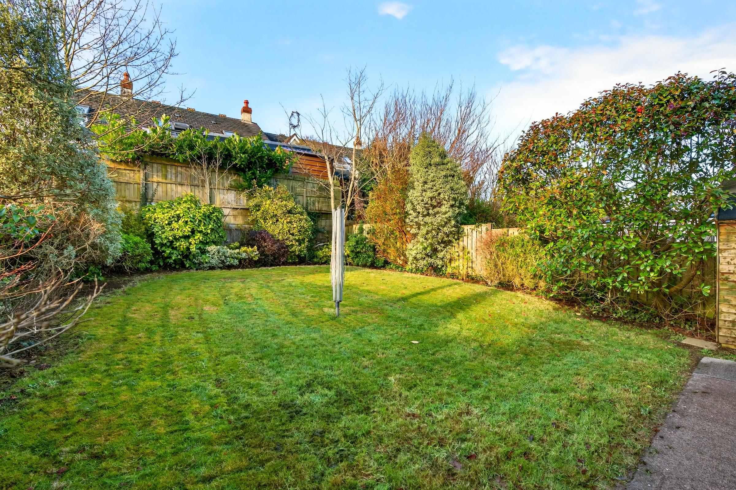 01.09 9 Abbotswood Avenue, Monastery Road, Rochestown, Cork Stokes H Pix Web 31