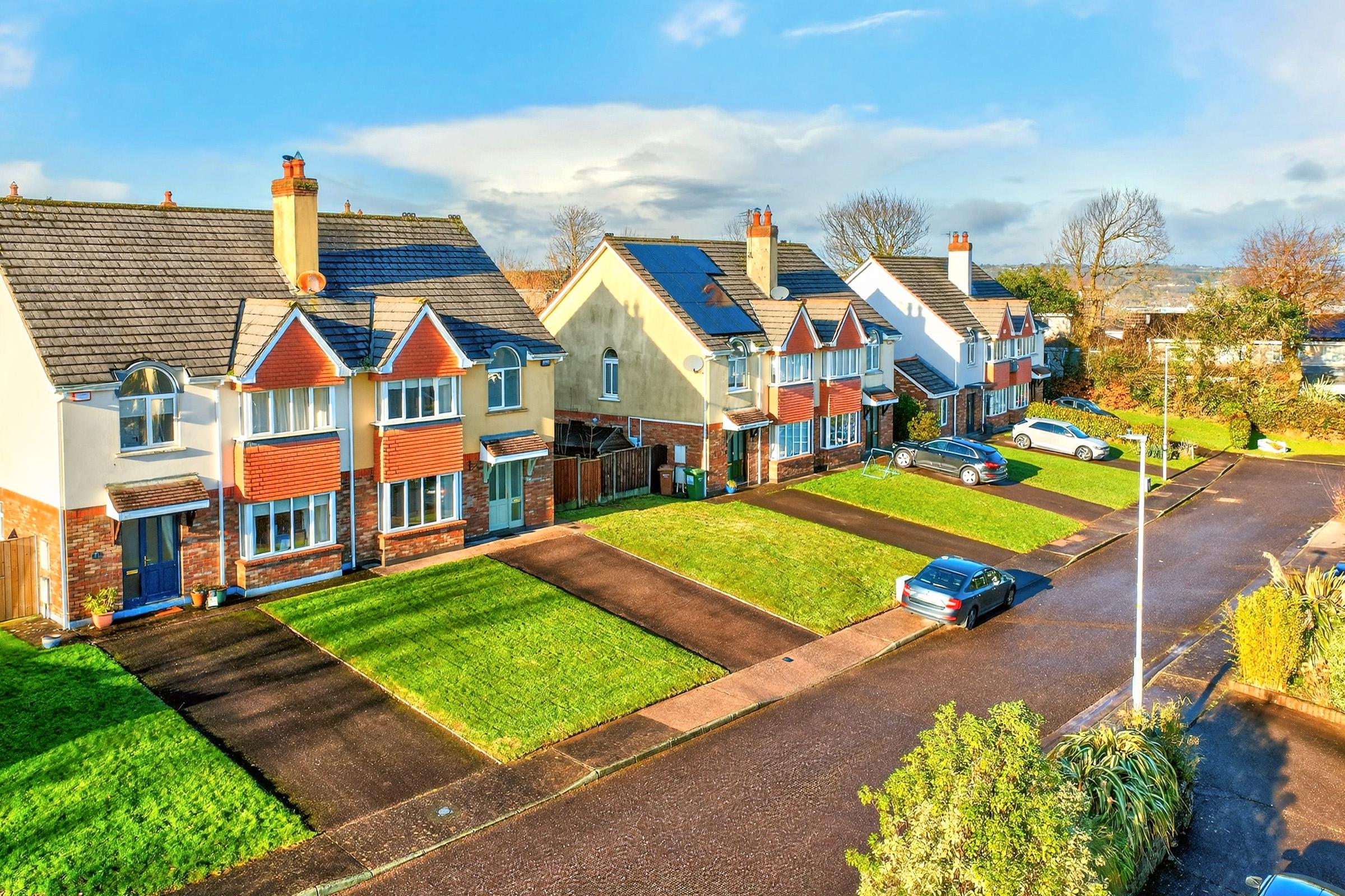 01.09 9 Abbotswood Avenue, Monastery Road, Rochestown, Cork Stokes H Pix Web 33