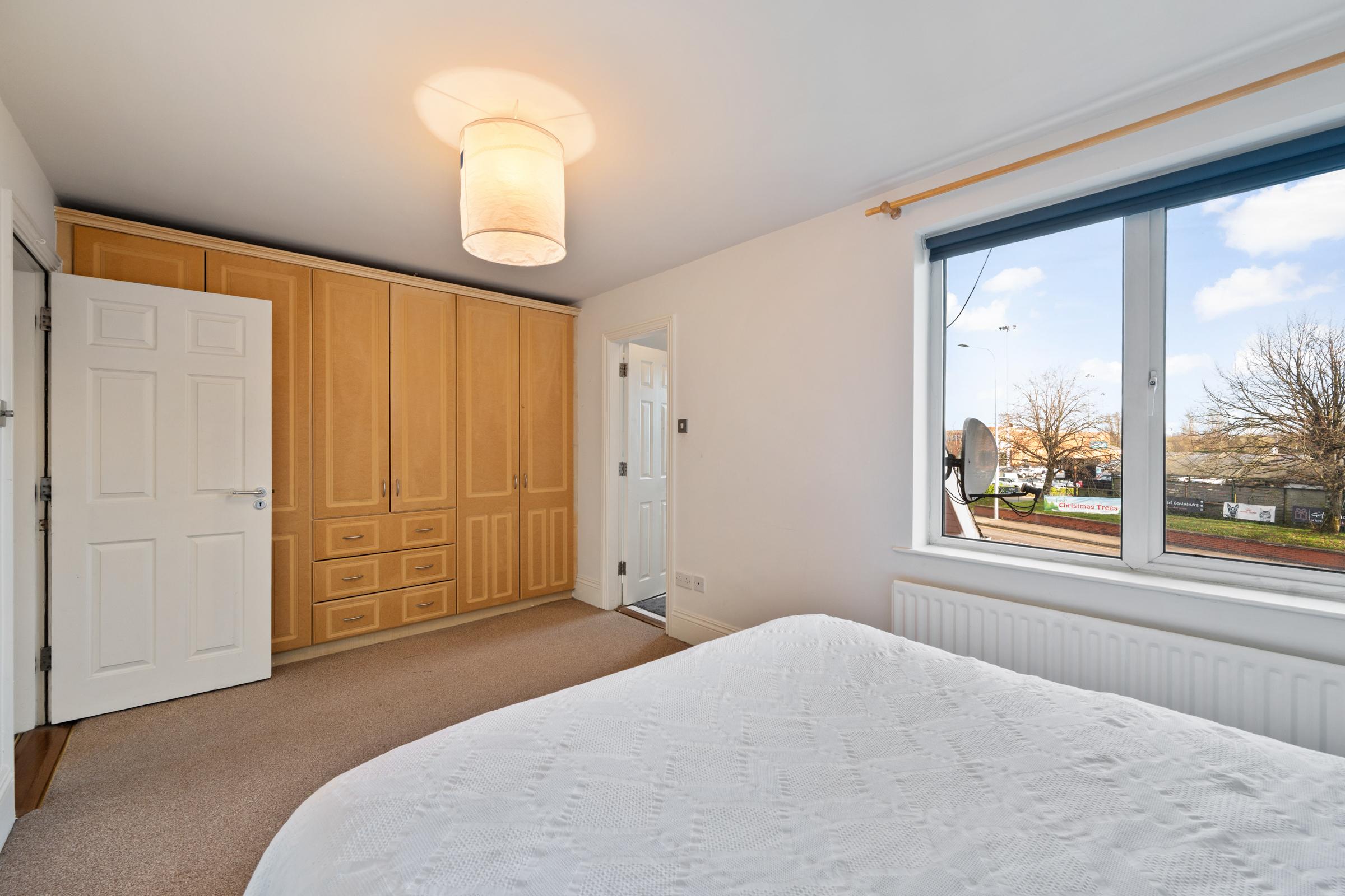11.25 16 Douglas Close, Douglas, Cork City Stokes H Pix Web 15