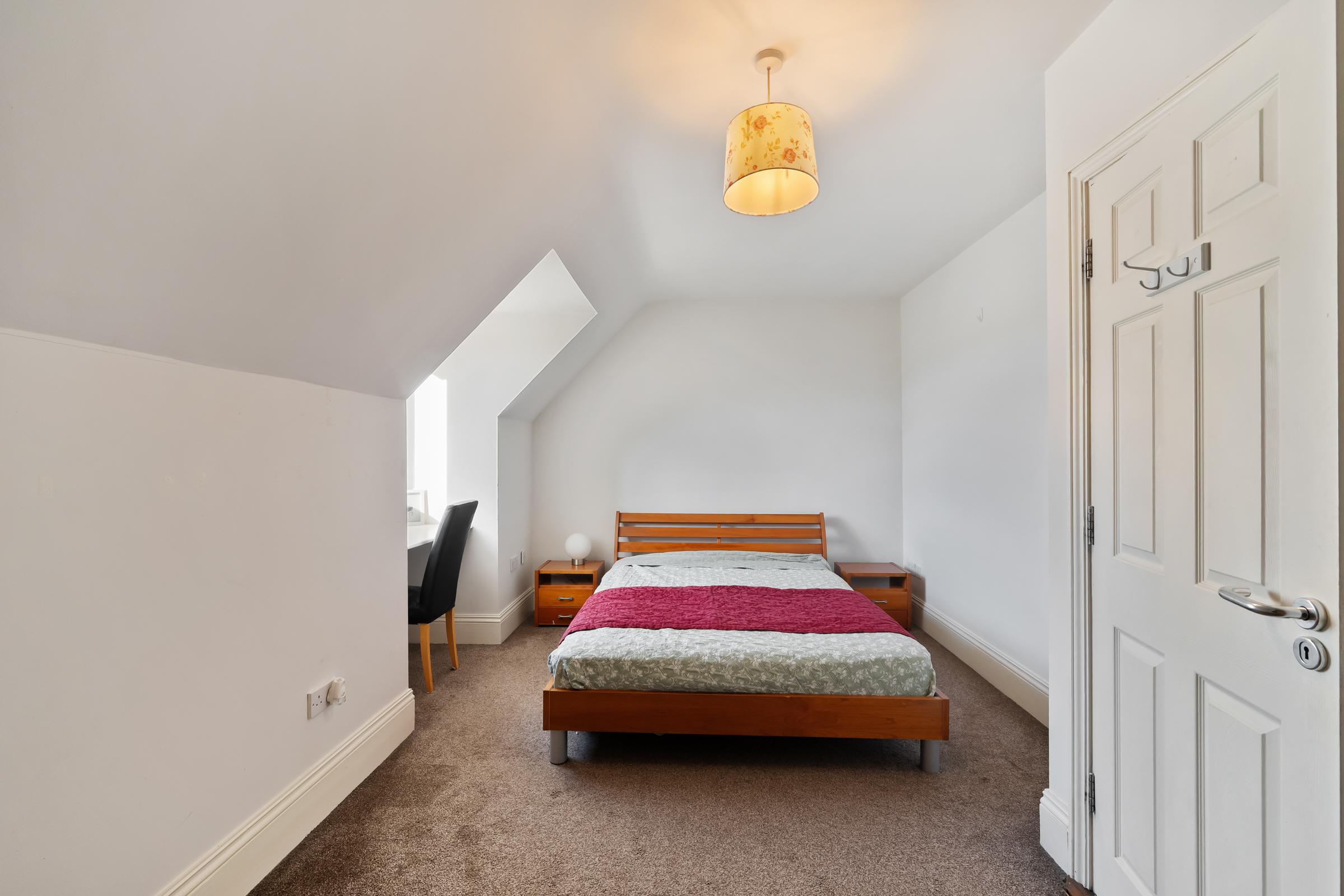 11.25 16 Douglas Close, Douglas, Cork City Stokes H Pix Web 22