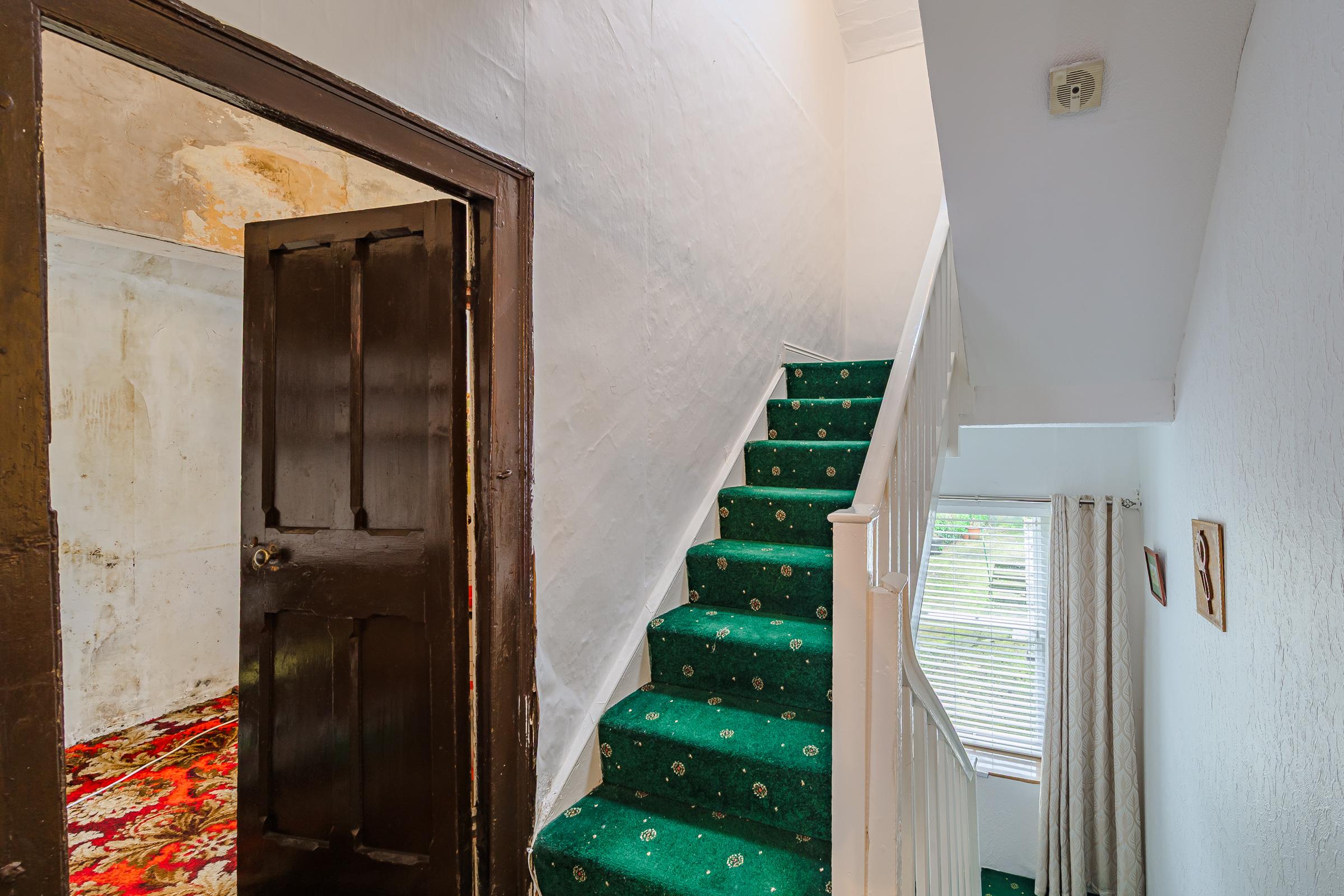 02.24 80 Gerald Griffin St. Blackpool, Stokes H Pix Web 22