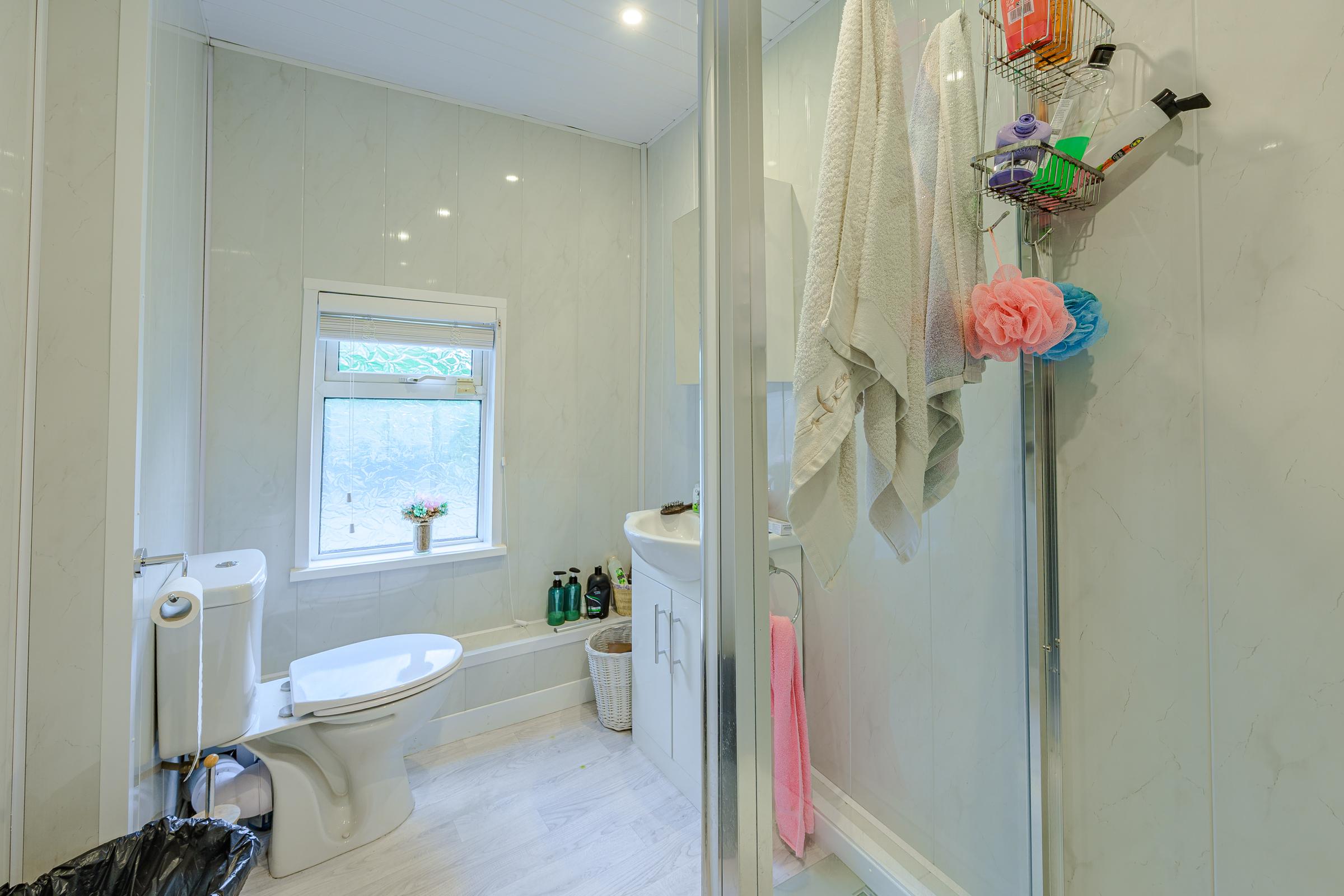 02.24 80 Gerald Griffin St. Blackpool, Stokes H Pix Web 31