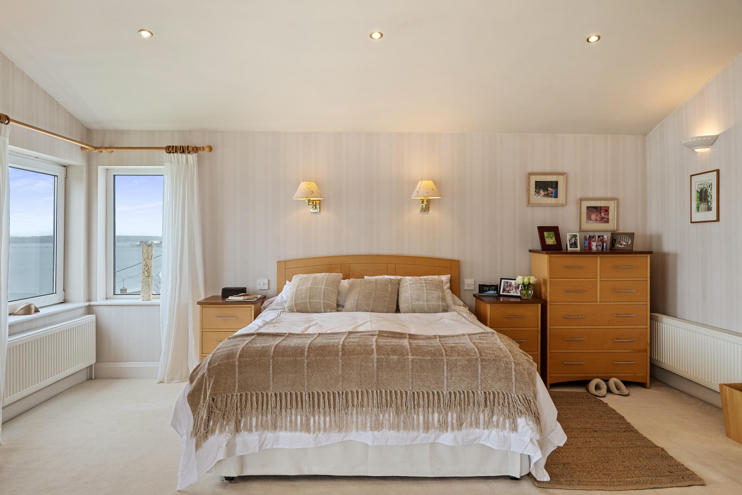 03.23 Kimberley, Camden Road, Crosshaven, Cork City, Co. Cork Stokes H Pix Web 17