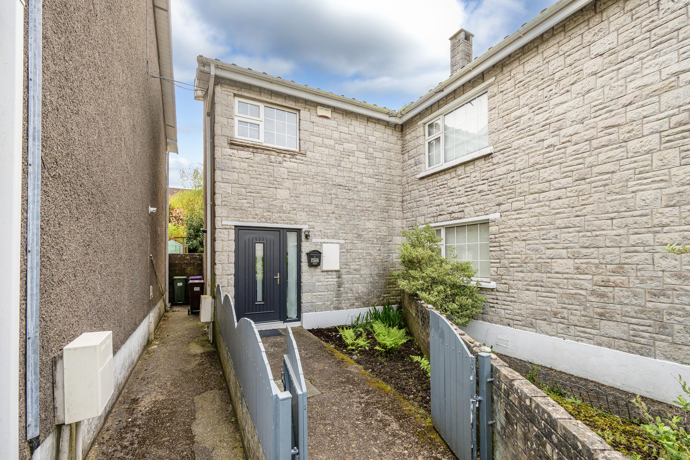 04.21 54 Greenhills Court,south Douglas Road Cork City, Co Stokes H Pix Web 15
