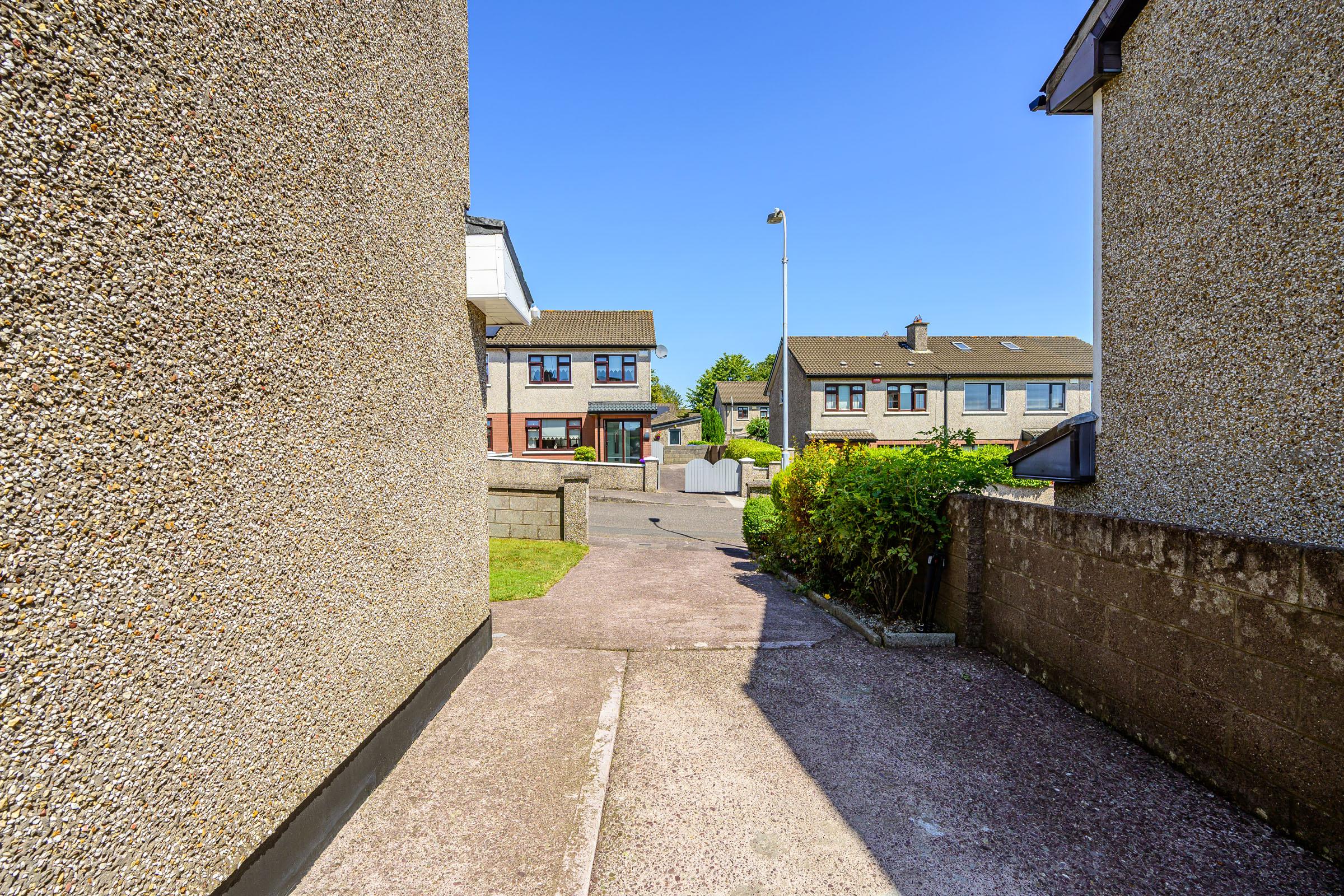 07.13 80 Mervue Lawn, Ballyvolane, Cork City, Co. Cork Stokes H Pix Web 05