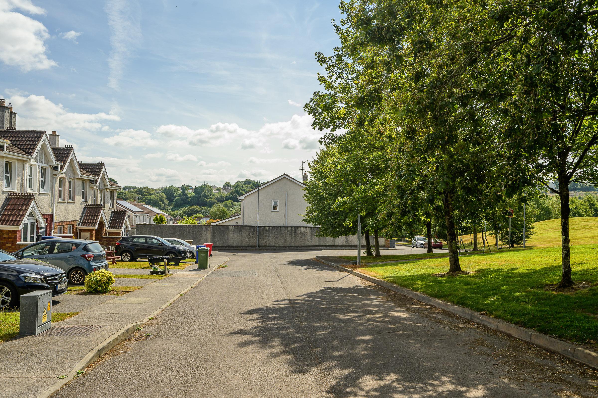 07.23 7 Ardfield View, Grange, Douglas, Cork Stokes H Pix Web 19