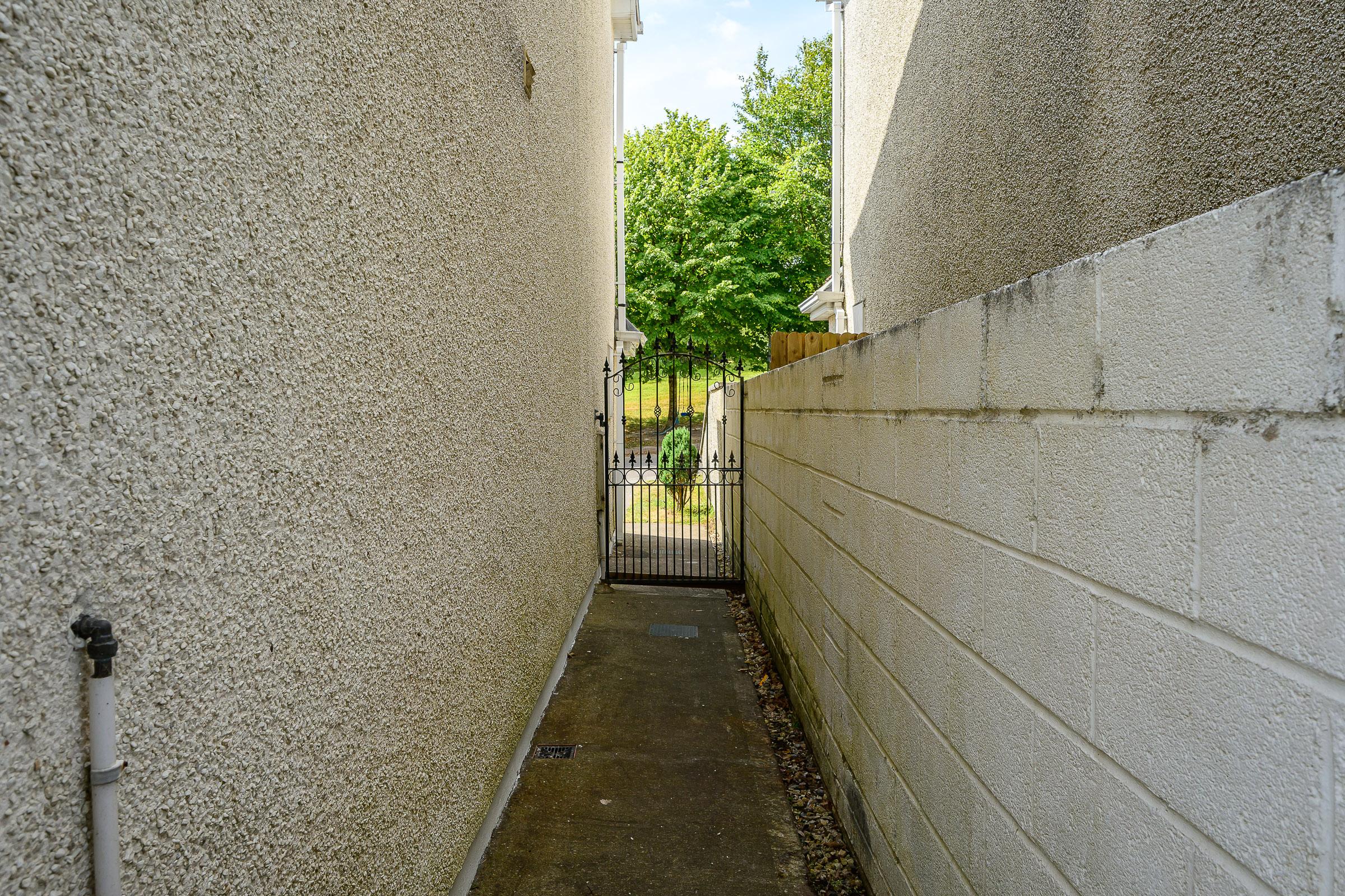 07.23 7 Ardfield View, Grange, Douglas, Cork Stokes H Pix Web 27 Copy