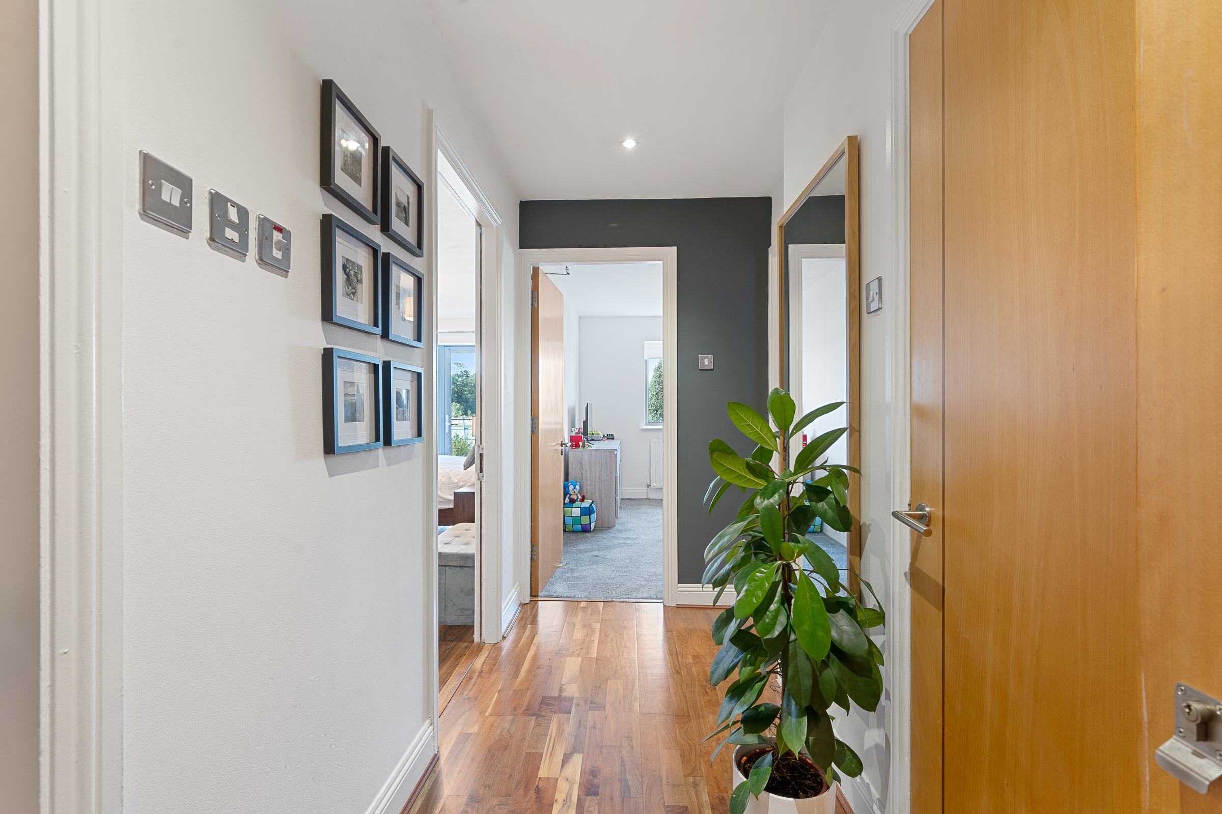 08.12 Apartment 70, Sonata, Harty's Quay, Rochestown Road, Cork Stokes H Pix Web 01