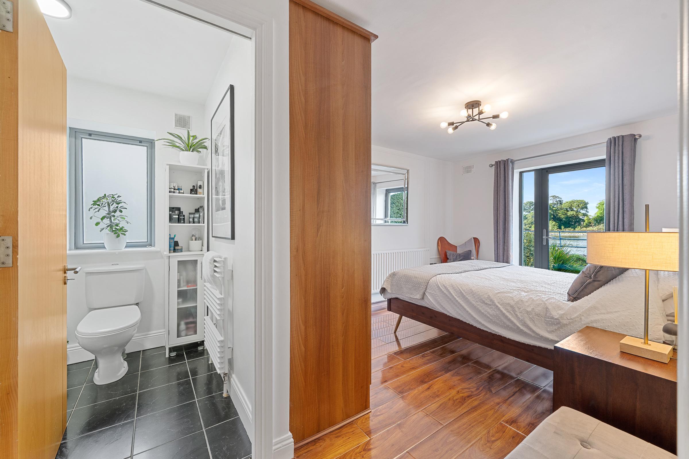 08.12 Apartment 70, Sonata, Harty's Quay, Rochestown Road, Cork Stokes H Pix Web 05