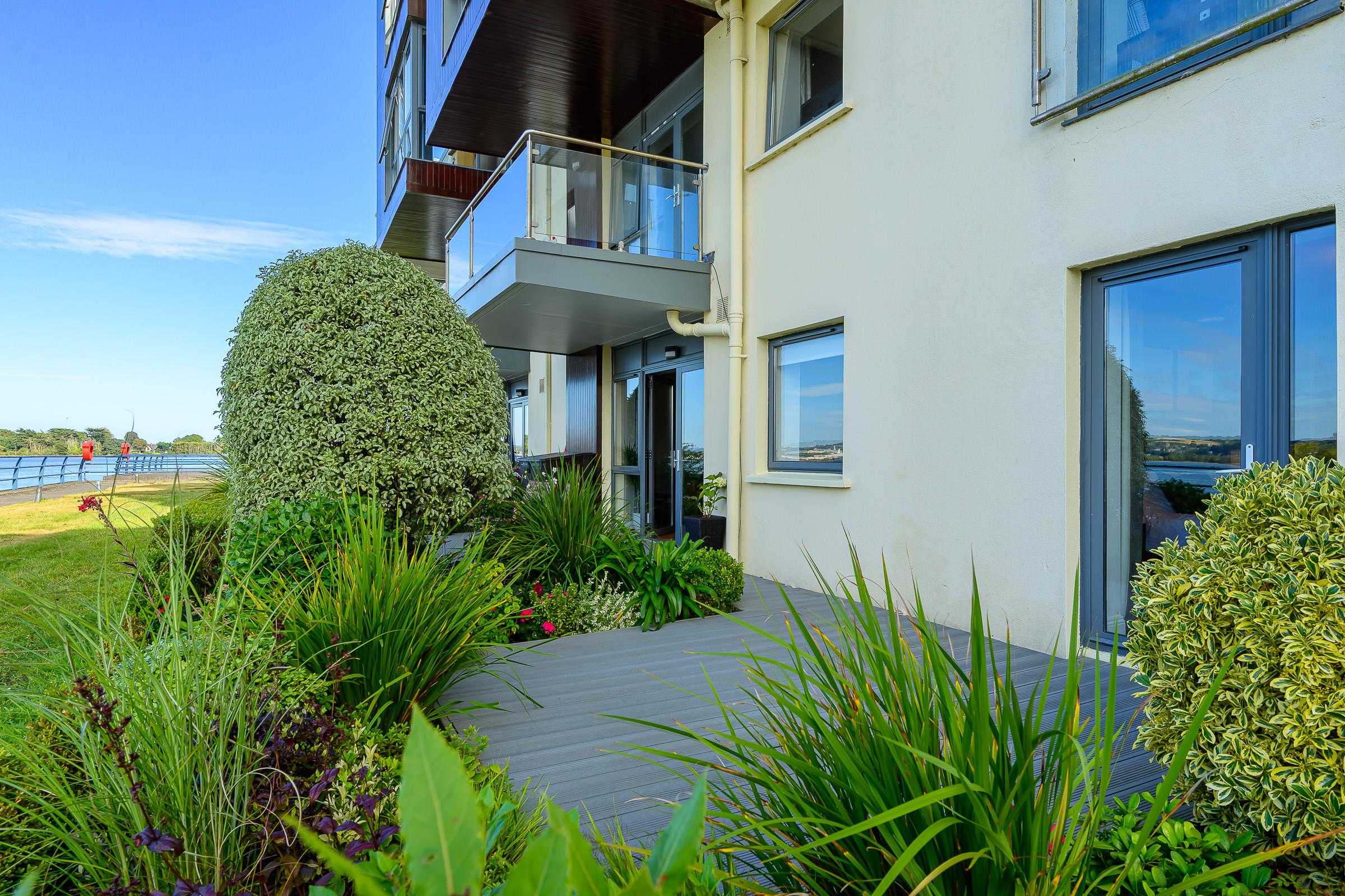 08.12 Apartment 70, Sonata, Harty's Quay, Rochestown Road, Cork Stokes H Pix Web 24