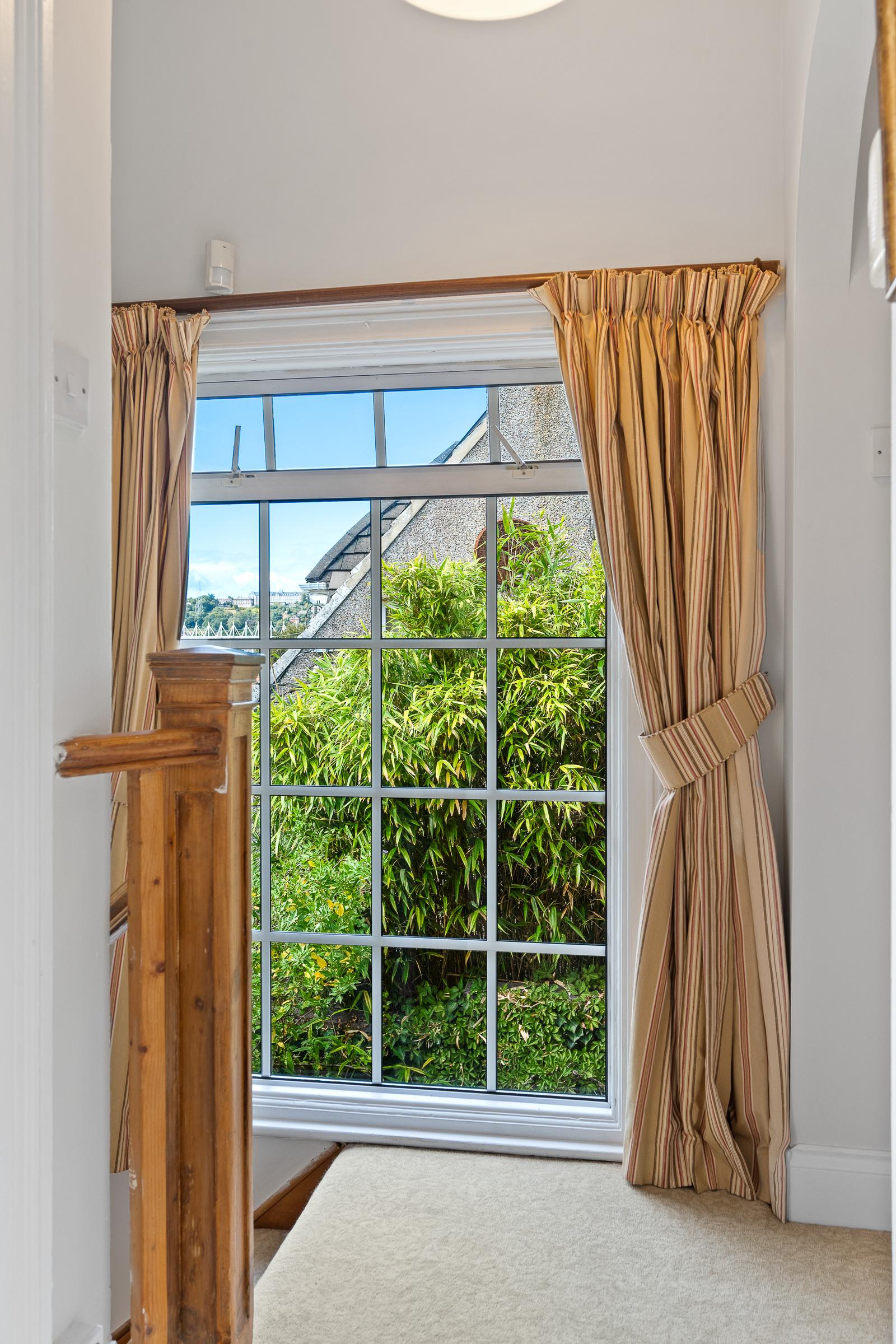 08.21 The Elms, 30 The Crescent, Beaumont, Blackrock , Cork Stokes H Pix Web 76