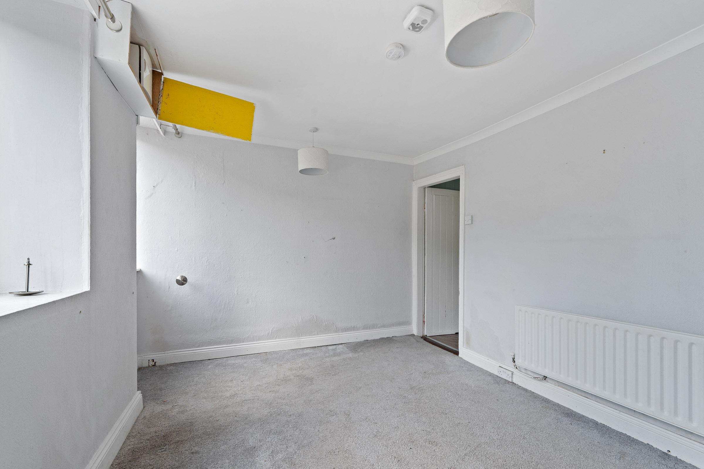 09.15 12 Glandore Avenue, Blackrock Road, Cork Stokes H Pix Media Web 32